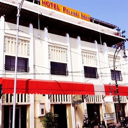 Hotel Pelangi Indah Semarang Exterior photo